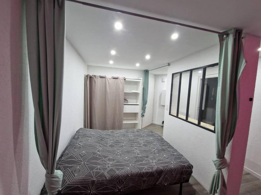 Logement Atypique & Parking Gratuit Gex Εξωτερικό φωτογραφία